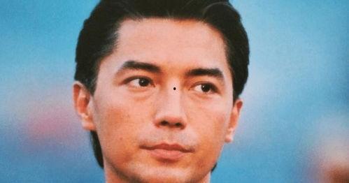 孤儿出身的明星,星光熠熠的孤儿明星传奇