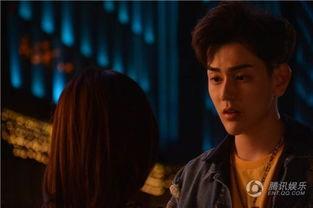 邱赫南 的家庭背景,出身名门，家族荣耀与个人奋斗的交织